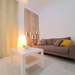 https://apartamento-barrosa-pista.es-andalucia.com